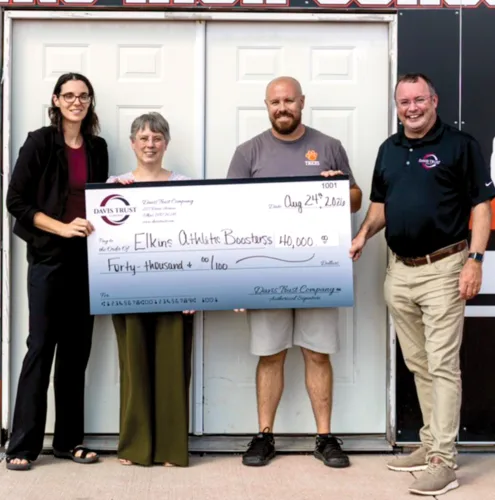 Davis Trust donates $40K to support EHS athletics